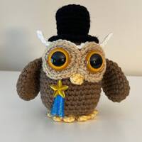 Crochet Superb Owl - Top Hat Edition