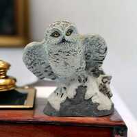 Vintage Miniature Hallmark Majestic Wilderness Snowy Owl Figurine
