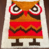 Vintage 1970s Boho Owl Hooked Rug or Wall Tapestry