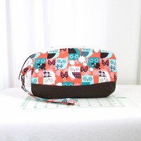 Owl Clutch Purse, Fabric Zipper Bag with Detachable Wrist Strap, Small Cloth Purse, Handmade Bag, Ma