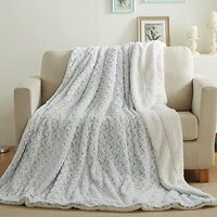 Tache Faux Fur Throw Blankets for Couch, Snowy Owl, 50x60, Super Soft Warm Furry Plush Decorative Co