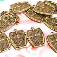 8 Bronze Owl Charms: Filigree Metal Pendants 18mmx26mm