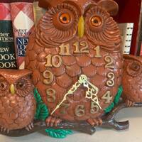 Vintage Ceramic Owl  Wall Clock