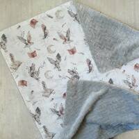 Harry Baby blanket with the White Owl print, Unisex Newborn Baby Blanket, Neutral Magic Nursery Crib