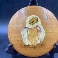 Vintage Oregon Myrtlewood Owl Painting - Signed Wall Plaque 6”