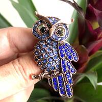 Rhinestone Owl Brooch: Rose Gold Tone, Vintage Bird Jewelry