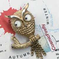 Small Owl Pin Brooch Vintage AVON Costume Jewelry Wiggle Eyes 1970's Easter Mother's Day Gif