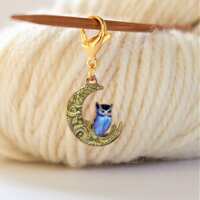 Owl Moon Stitch Marker Enamel Stitchmarker Knitting Crochet Charm to Mark Stitches Knit Gift Crochet