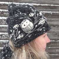 Hand knitted beanie hat with embroidery owl,winter accessories,lovely and casual Christmas gift,gift