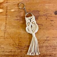 Macrame Owl Keychain / Fiber Art Accessories / Boho Chic