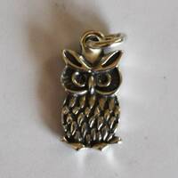 Owl Of Wisdom Silver mini pendant - Goddess Athena Symbol