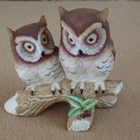 Vintage Lefton China Hand Painted Owls on Perch; Vintage Porcelain Figurine #11302