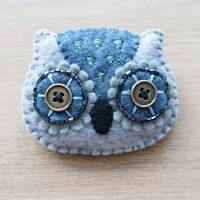 Felt owl Brooch - Cute Kawaii brooch - Owl brooch - Felt accessories - READY TO SHIP