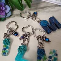 Personalized keychains/resin letter keychains/keychains with owl charms and small wood flowers/tiny 