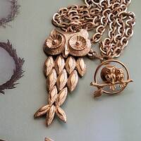 Vintage Avon Goldtone Owl Pendant Necklace & Lapel Pin Set
