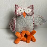 Stuffed Owl, Owl Lovers Gift, Oscha Slings wrap scrap, Memory Gift, Owl Decor, Snowflake Fabric, Plu