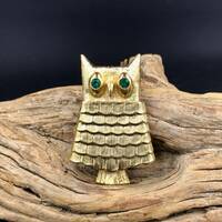 NICE 1960s VTG AVON Owl Brooch with Hidden Solid Perfume Compartment, Solid Glacé Perfume Bro