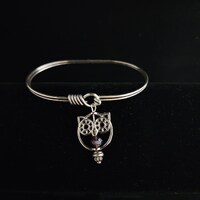 Silver Tone Metal Delicate Bracelet with Owl and Purple Mauve Faceted Bead Charm Dangle