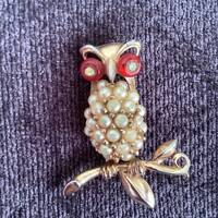 Vintage Goldtone Owl Brooch, Red Glass Bead Eyes and Pearl Bead Detail, Unsigned.