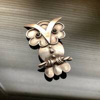 Vintage Owl Pin: Sterling Silver Southwestern Bird Brooch w/ Onyx Eyes