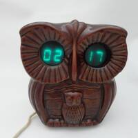 Vintage Electronic Wall Clock. Adorable Owl. Wall Watch. 24-Hour Clock from the 1980s