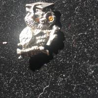Vintage Silver Tone Owl Brooch with Brown Rhinestone Eyes