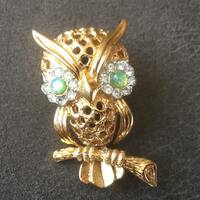 Vintage Peek-a-Boo Owl Brooch