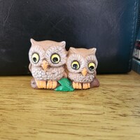 Ceramic Small 2 Owls on Log (#1369)