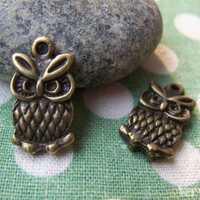 10 pcs of Antique Bronze Owl Charms Double Sided  11x20mm A138
