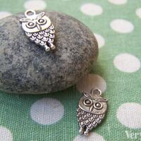 20 pcs Antique Silver Owl Charms Double Sided 9x15mm A1851