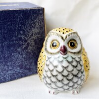 Fukuro Kutani yaki porcelain Japanese Owl Ornaments Kinsai gold glaze Japan