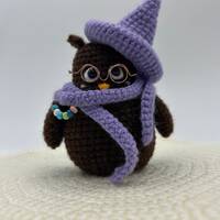 Handmade toy, owl with hat, amigurumi