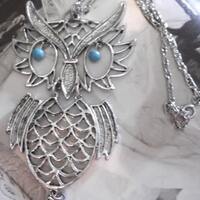 Vintage 1970s Necklace Articulated Owl Silver Tone Color Light Blue Eyes Unsigned
