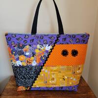 Spooky owls Halloween pumpkins / Quilted patchwork zipper tote bag / Halloween Essentials Purse / Tr