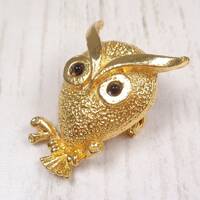 Vintage 1960s Owl Brooch by Designer Dorene – Quality Gold-Tone Metal with Dark Glass Eyes