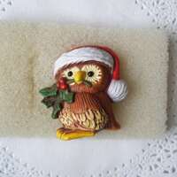 Christmas Owl pin - Hallmark Owl pin - vintage owl pin - vintage Hallmark pin - Christmas jewelry