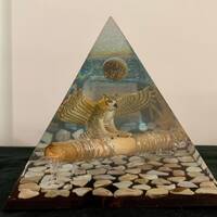 Large resin snow owl & planet pyramid with lights
