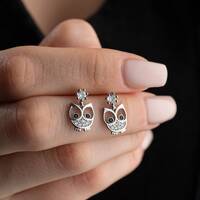 Silver Owl Stud Earrings: Minimalist Zirconia Solitaire Design