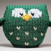 Stuffed Owl Toy Hand-Knit in Green, Baby Gift, Soft Toy Animal, Baby Rattle