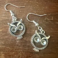 silver tone owl earrings