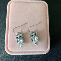 Boucles d'oreilles porte-bonheur petit hibou argent au corps de cristal, violet ou cristal, choi