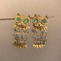 Green eyed owl drop, dangled, golden plated, clip on earrings, 90s vintage, embellished with rhinest