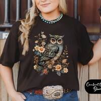 Womens Owl T-Shirt,Owl Lover Shirt,Bird Lover Shirt,Boho Flower Shirt,Nature Lover Tee,Bird Watcher 