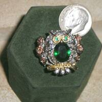 Vintage Ornate Owl Ring With Green Rhinestone Eyes. Nice Detail. Well Done. Size 6 1/2 - 1990's 