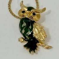 Green Enamel Owl Pendant Necklace - Gold Tone Bird Jewelry