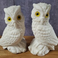 Vintage Set of 2 White Alabaster Owl Yellow Eyes Horned Figurines 5.25" MCM
