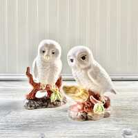 Vintage White Ceramic Owl Figurine Pair - Set of Retro Bird Decor Owls on Logs