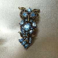 CUTE Vintage Blue Glass OWL Brooch by HOLLYCRAFT, Pretty Pin, Sparkling Sky Blue Crystal Stones Set 