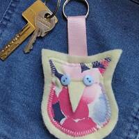 Handmade new Owl key chain, bag charm, gift idea, felt and fabric