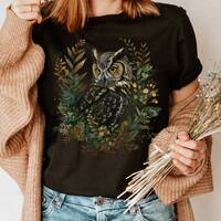 Woodland Owl Unisex T-Shirt, Mystische Eulenmotive, Perfekt für Natur & Waldliebhaber, Wald